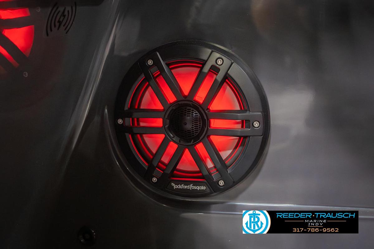 2026 Bennington 22 SSB