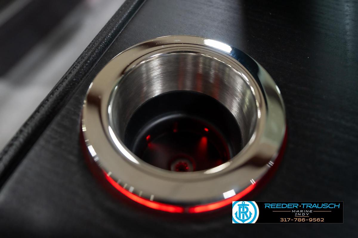 2026 Bennington 22 MFB