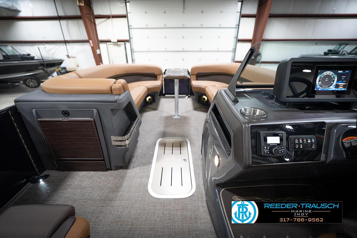 2026 Bennington 24 MFB