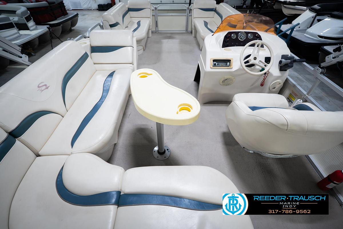 Used 2006 Bennington Sedona L21