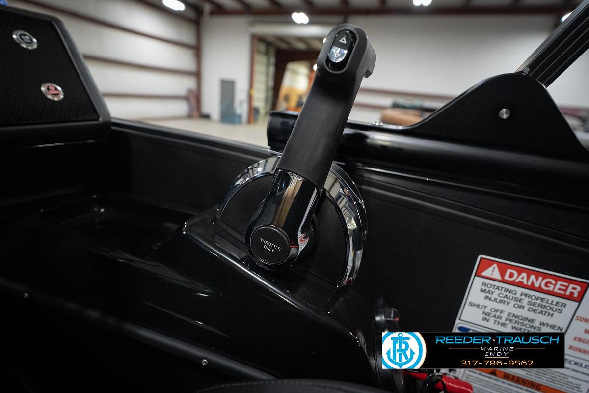 2026 Bennington 24 MSB