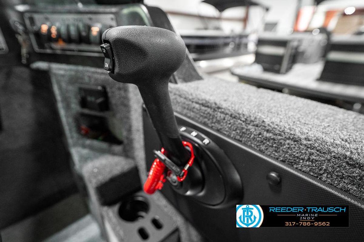 2025 Lund 1875 Impact XS