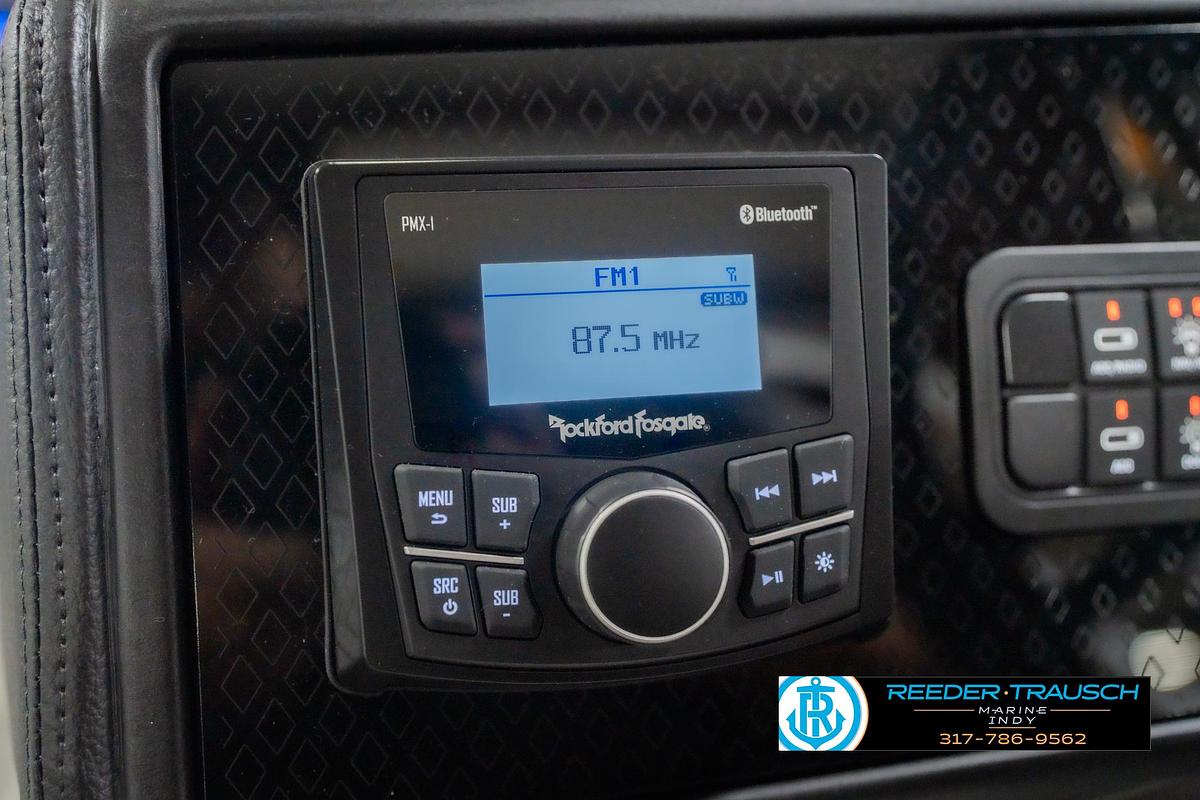 2026 Bennington 24 MOFB