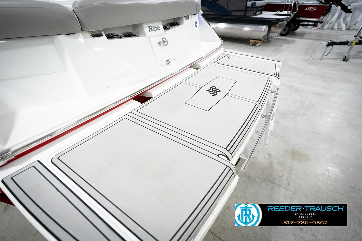 Used 2020 Four Winns MT H210