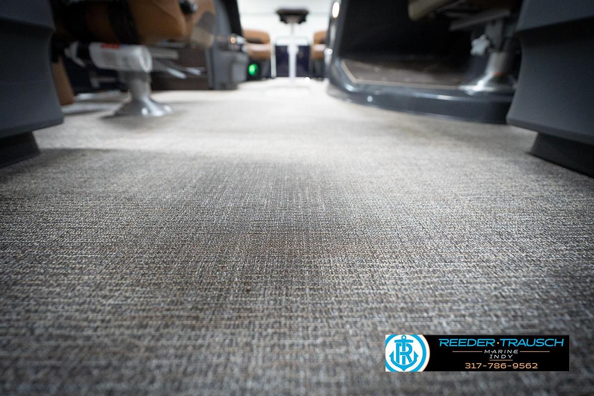 2026 Bennington 24 MFB