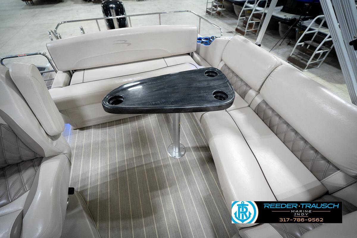 Used 2016 Bennington 2375 RSB