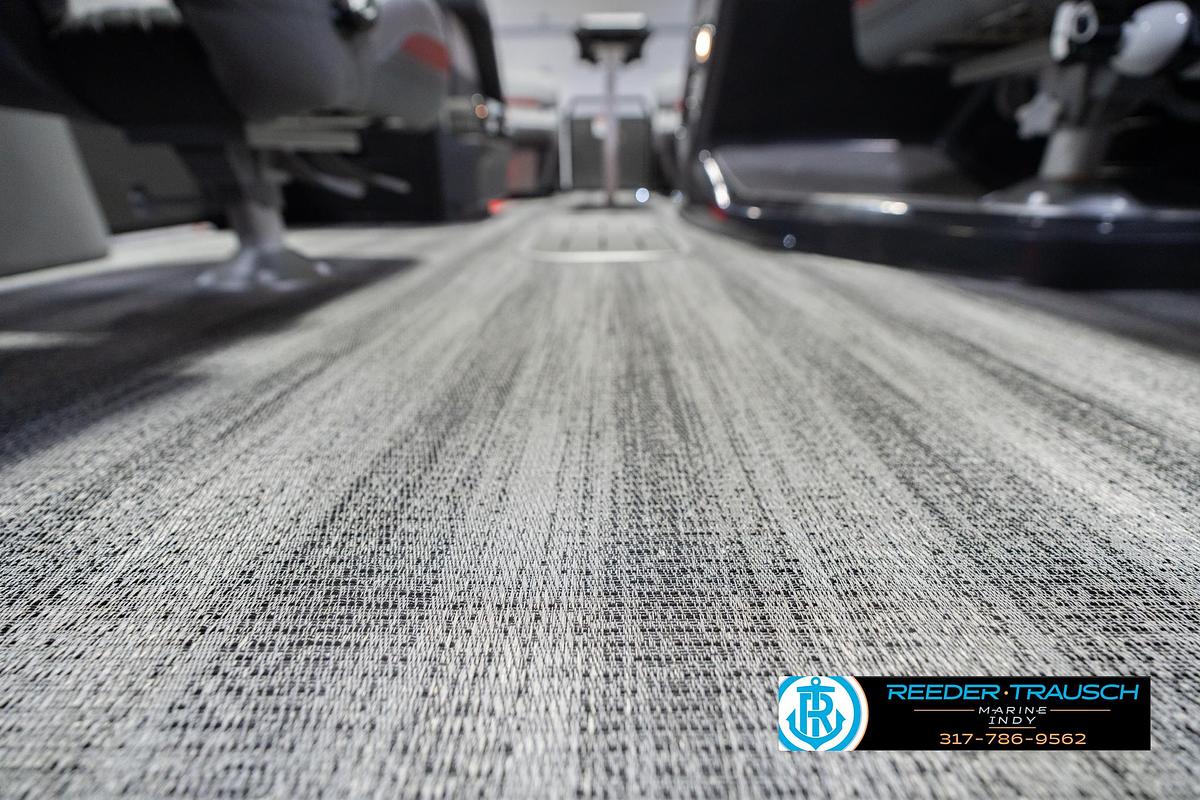 2026 Bennington 22 MFB