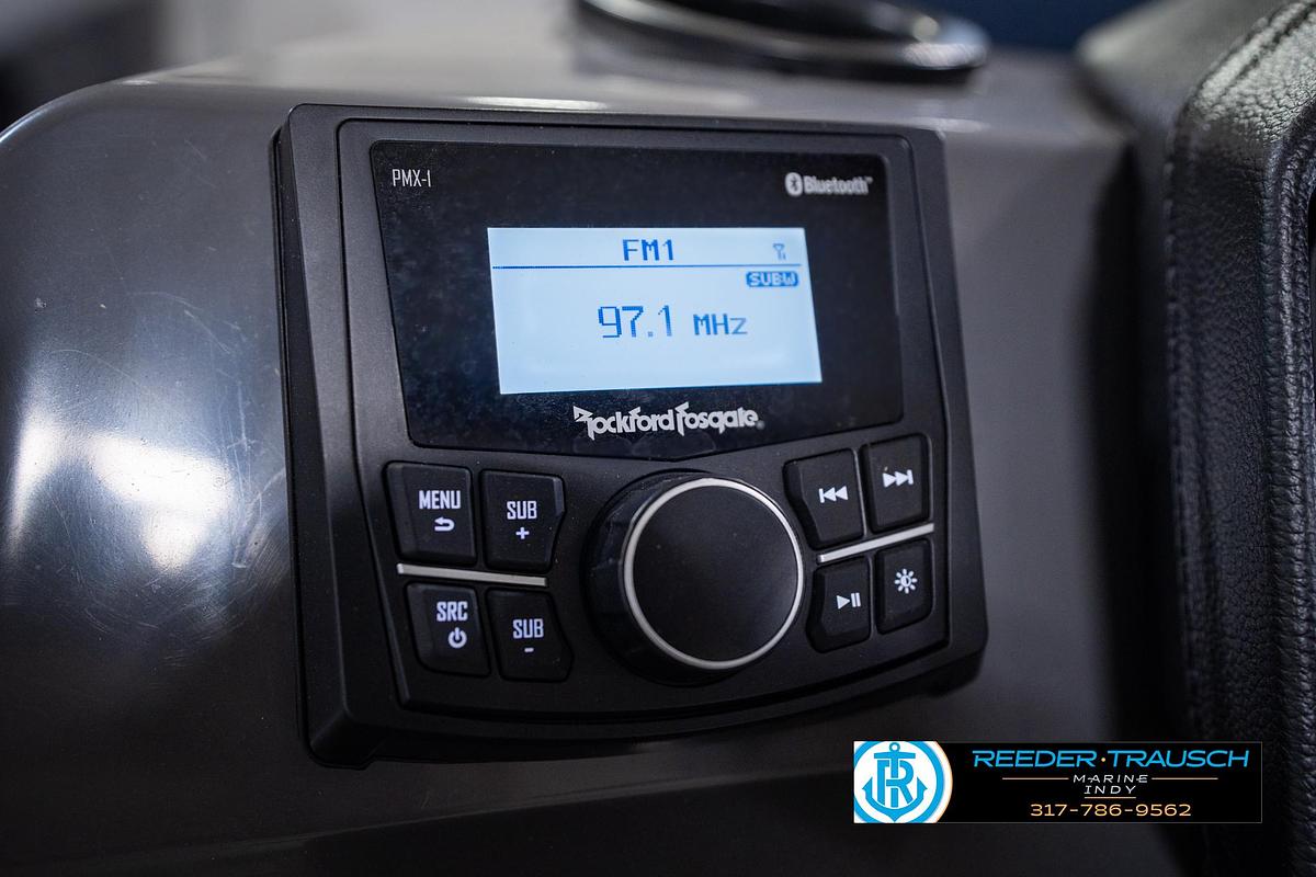 Used 2025 Bennington 22 SLS