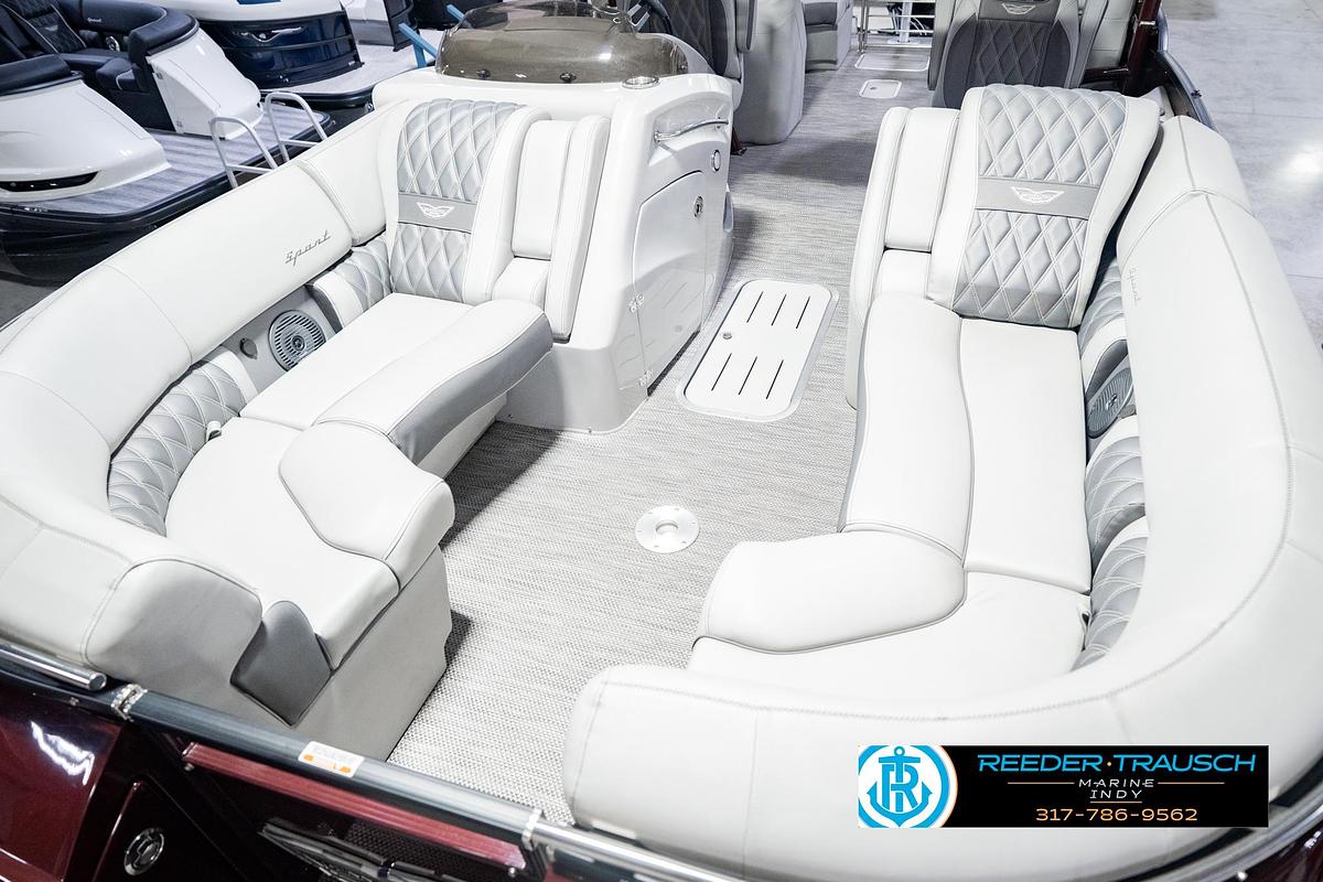 Used 2022 Bennington 23 QXFBA