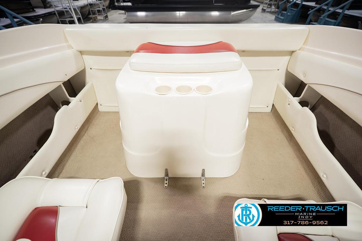 Used 2003 Rinker 180