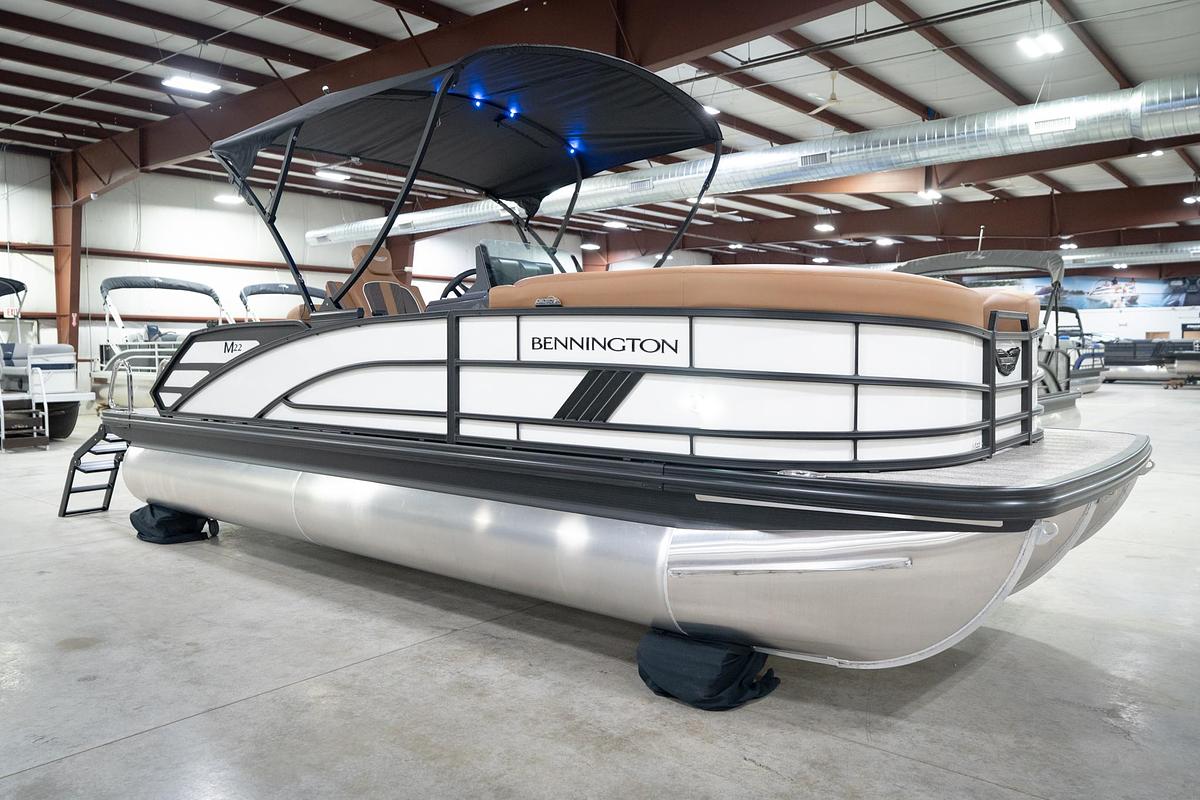 2026 Bennington 22 MSB