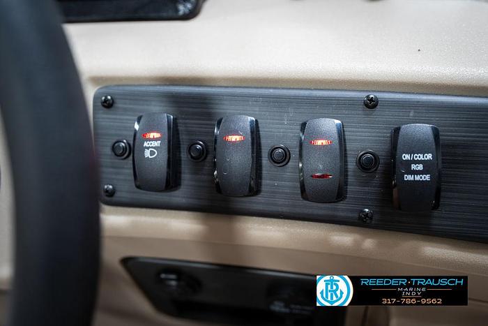 2025 Bennington 21 SLS