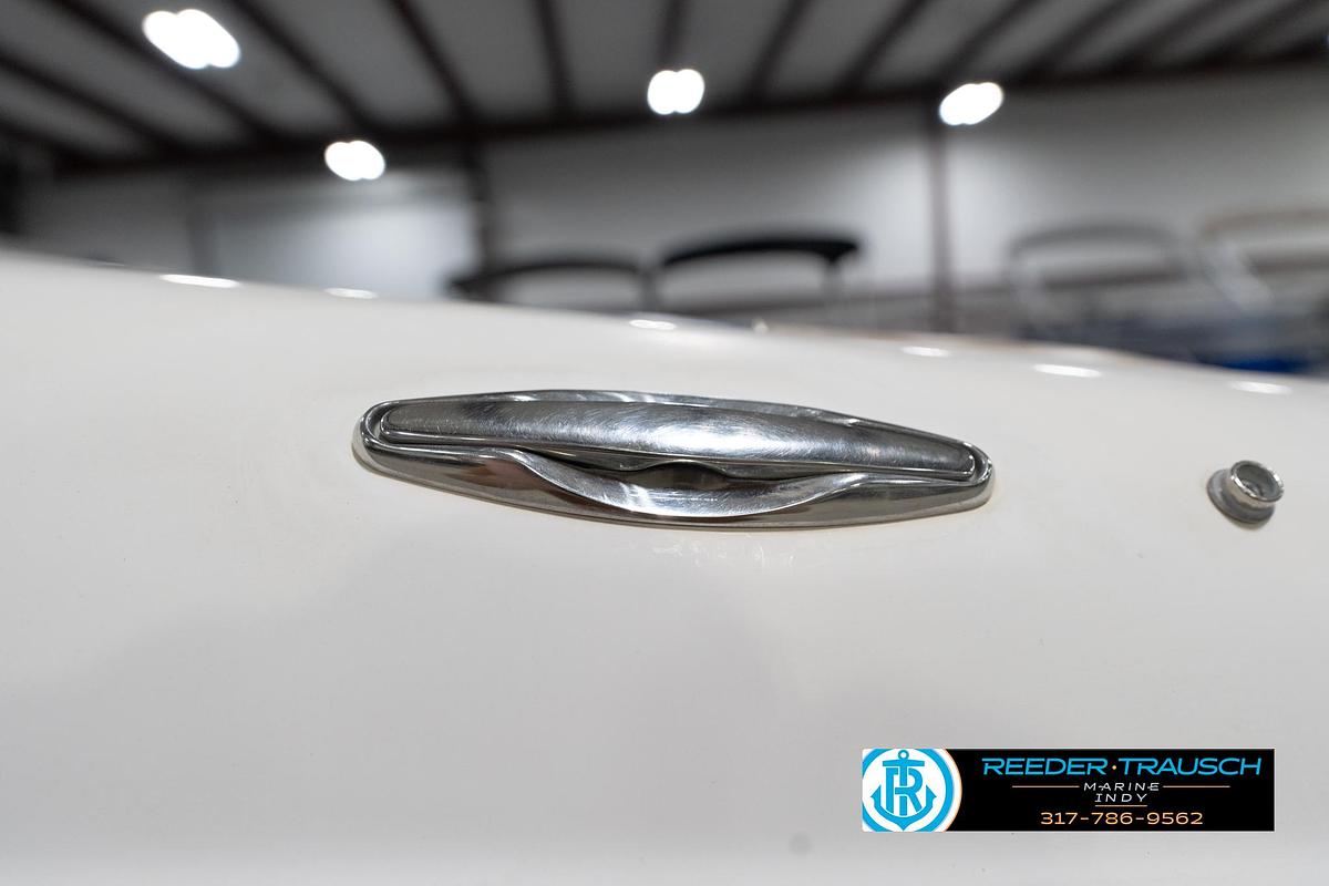 Used 2000 Bryant 196 Limited