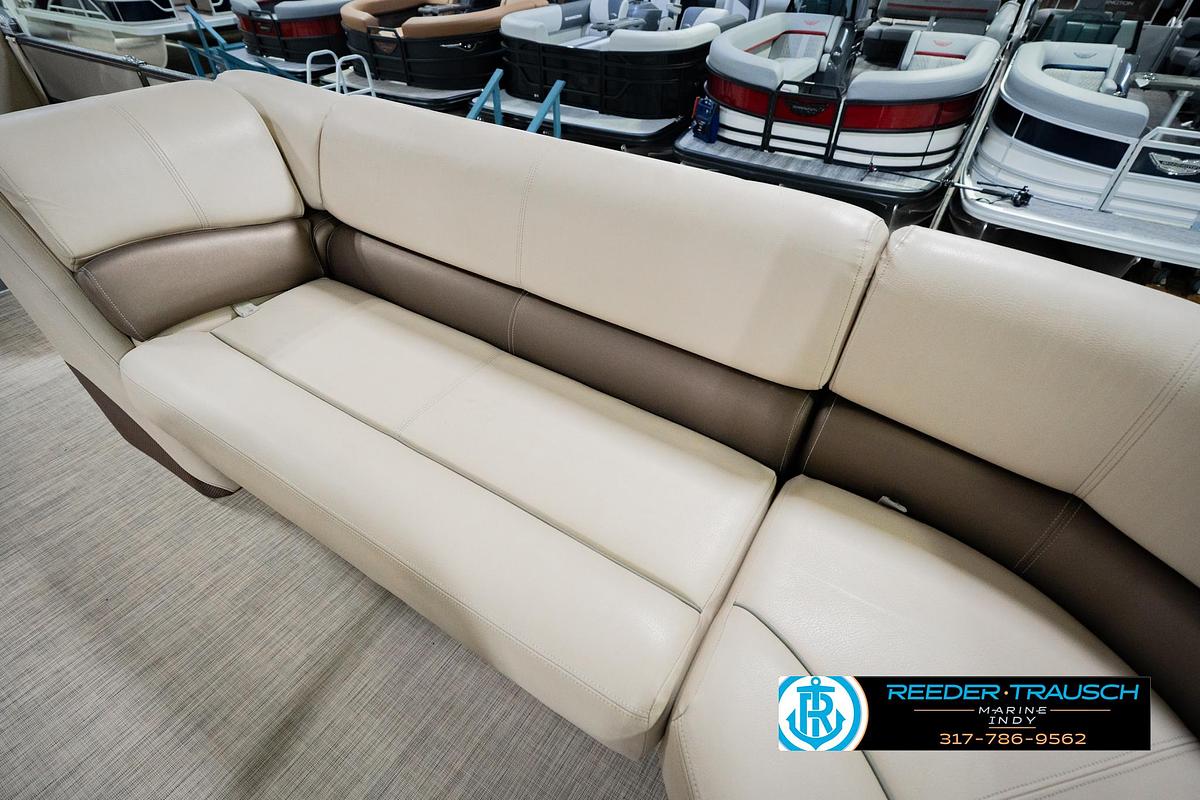 Used 2016 Crest 250 SLR2