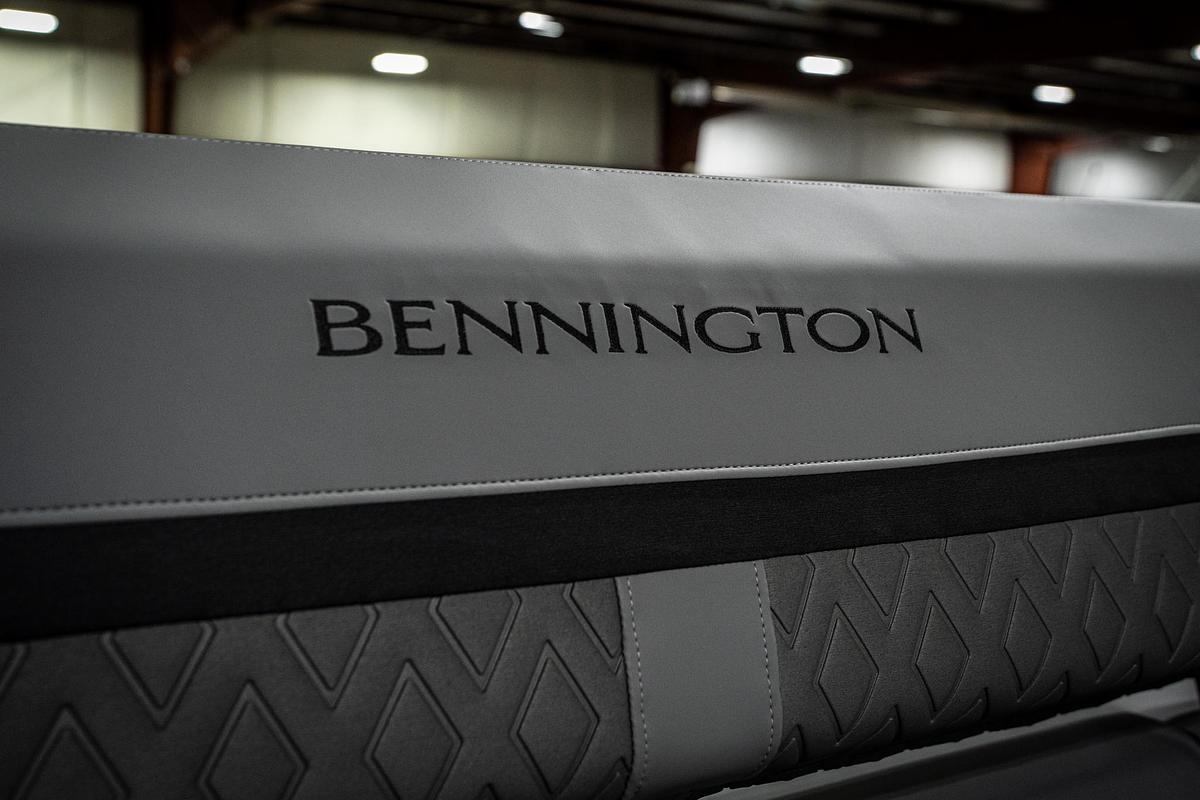 2025 Bennington 24 MSB