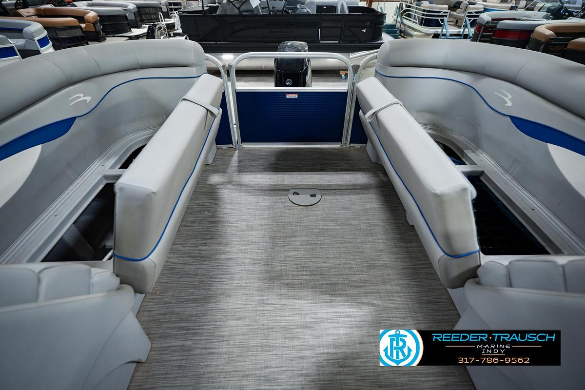 Used 2021 Bennington 22 SVSR