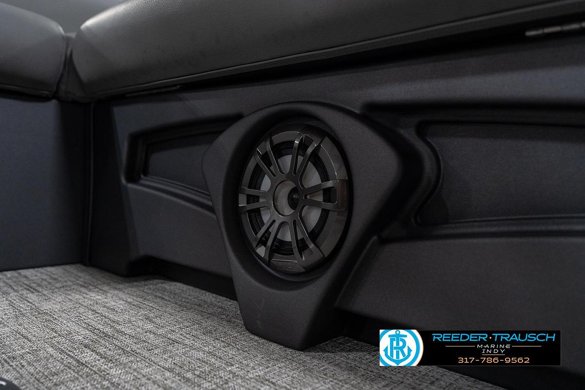 Used 2023 Avalon 2180 VENT CR