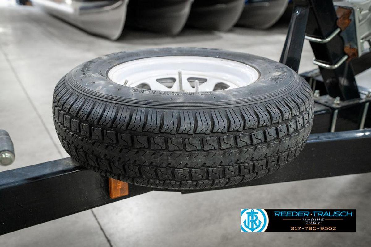 Used 1990 Rinker 206 Captiva