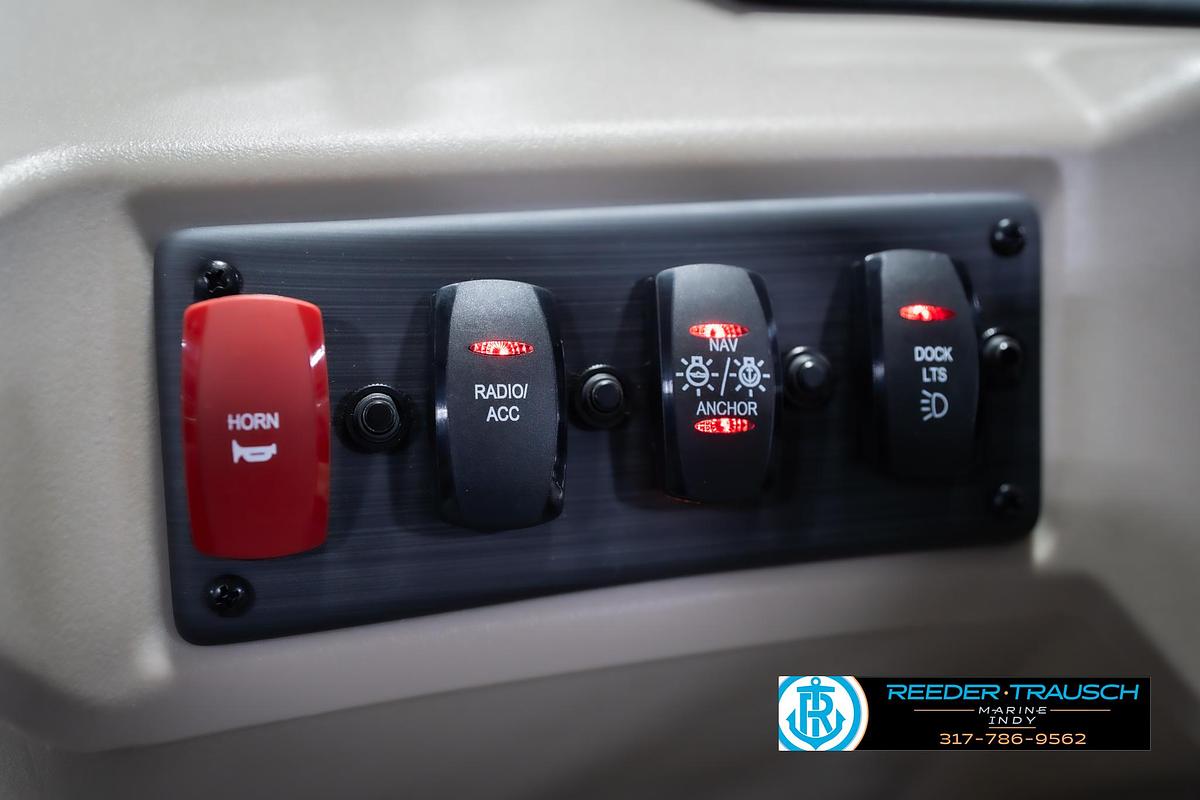 2026 Bennington 168 SLJ