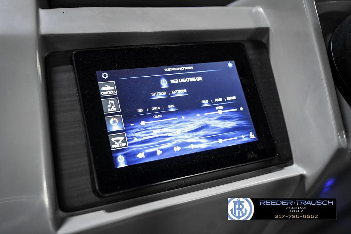 2025 Bennington 23 LTSB