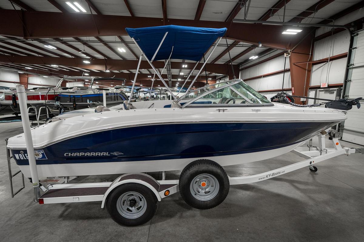 Used 2013 Chapparal 19 H20 F/S