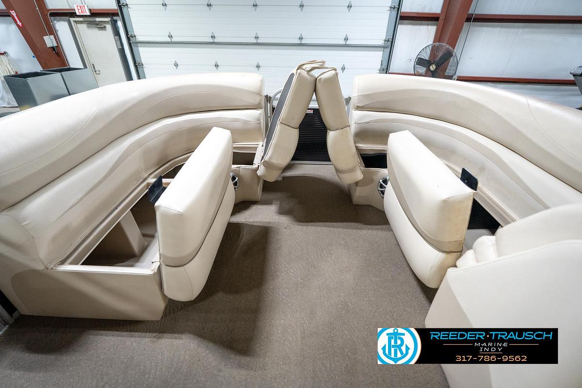 Used 2014 Bennington 2275 GCW