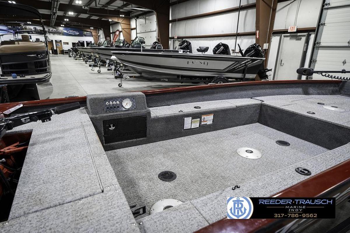 Used 2021 Tracker Super Guide V-16 SC