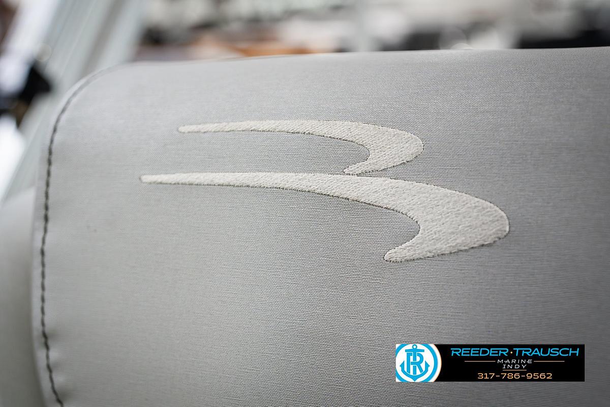 Used 2021 Bennington 22 SVSR