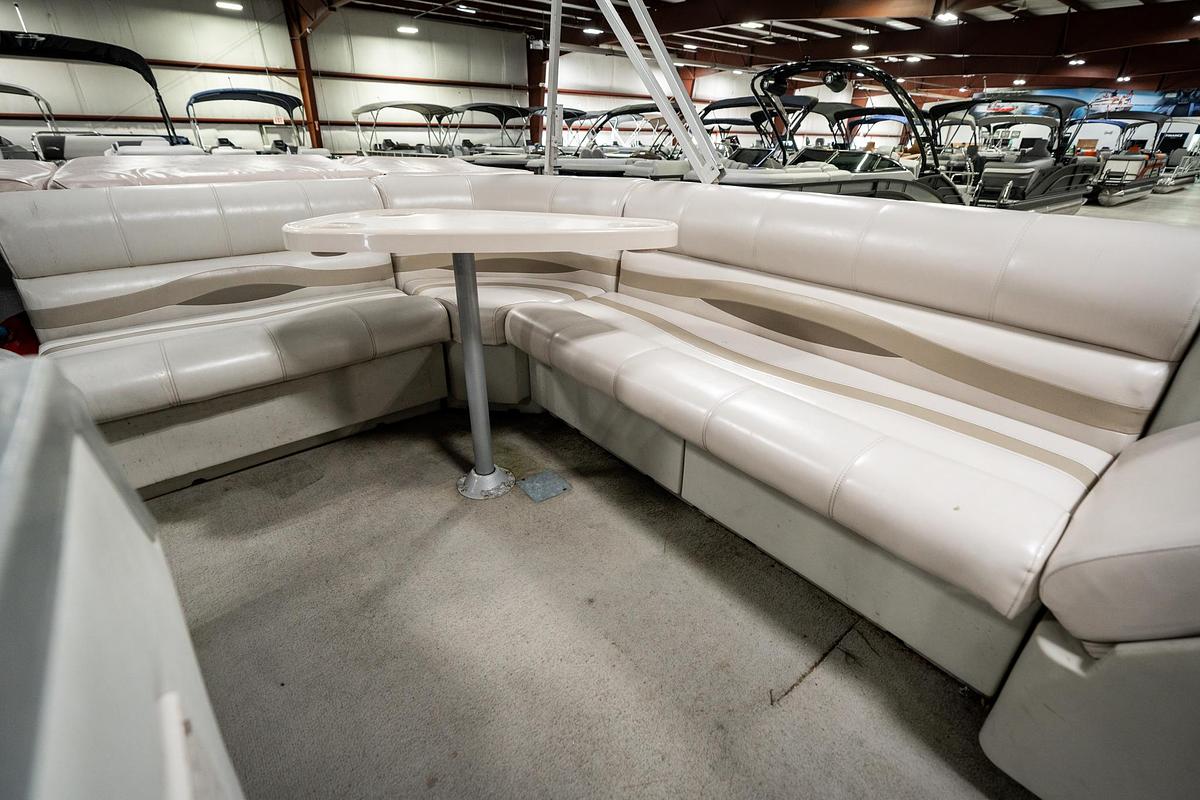 Used 1994 Harris Flote Boat