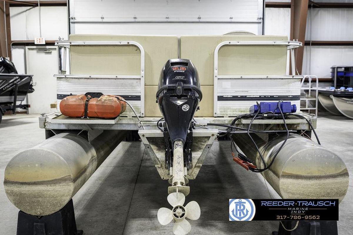 Used 1985 Godfrey Aqua Patio