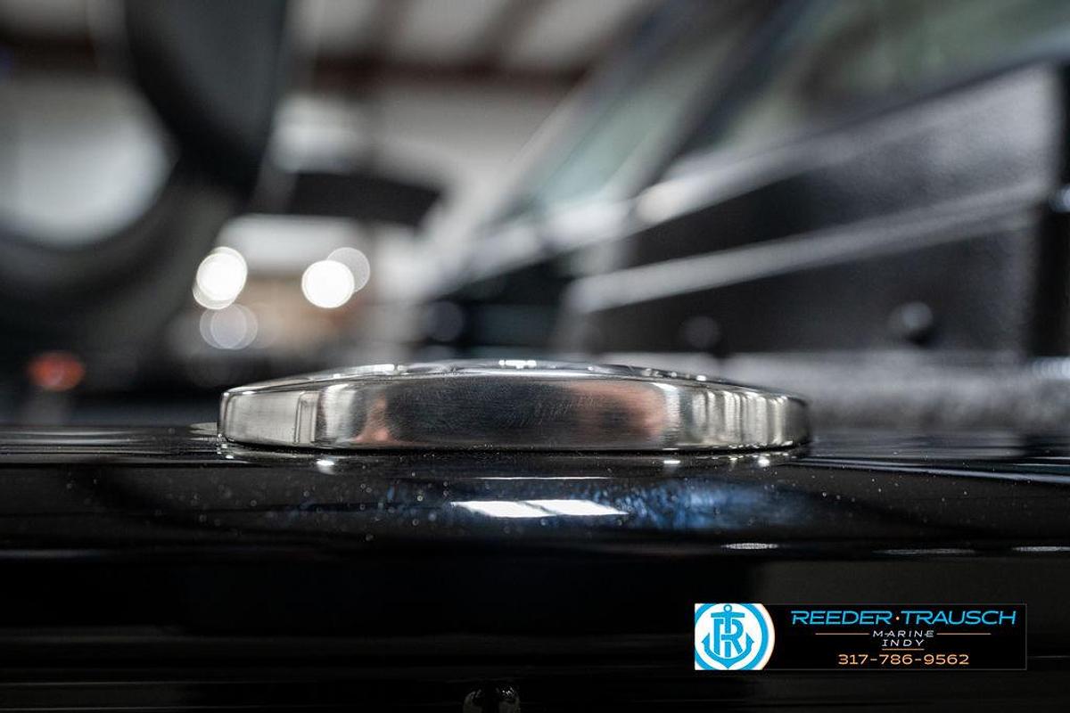 2025 Lund 1775 Adventure Sport