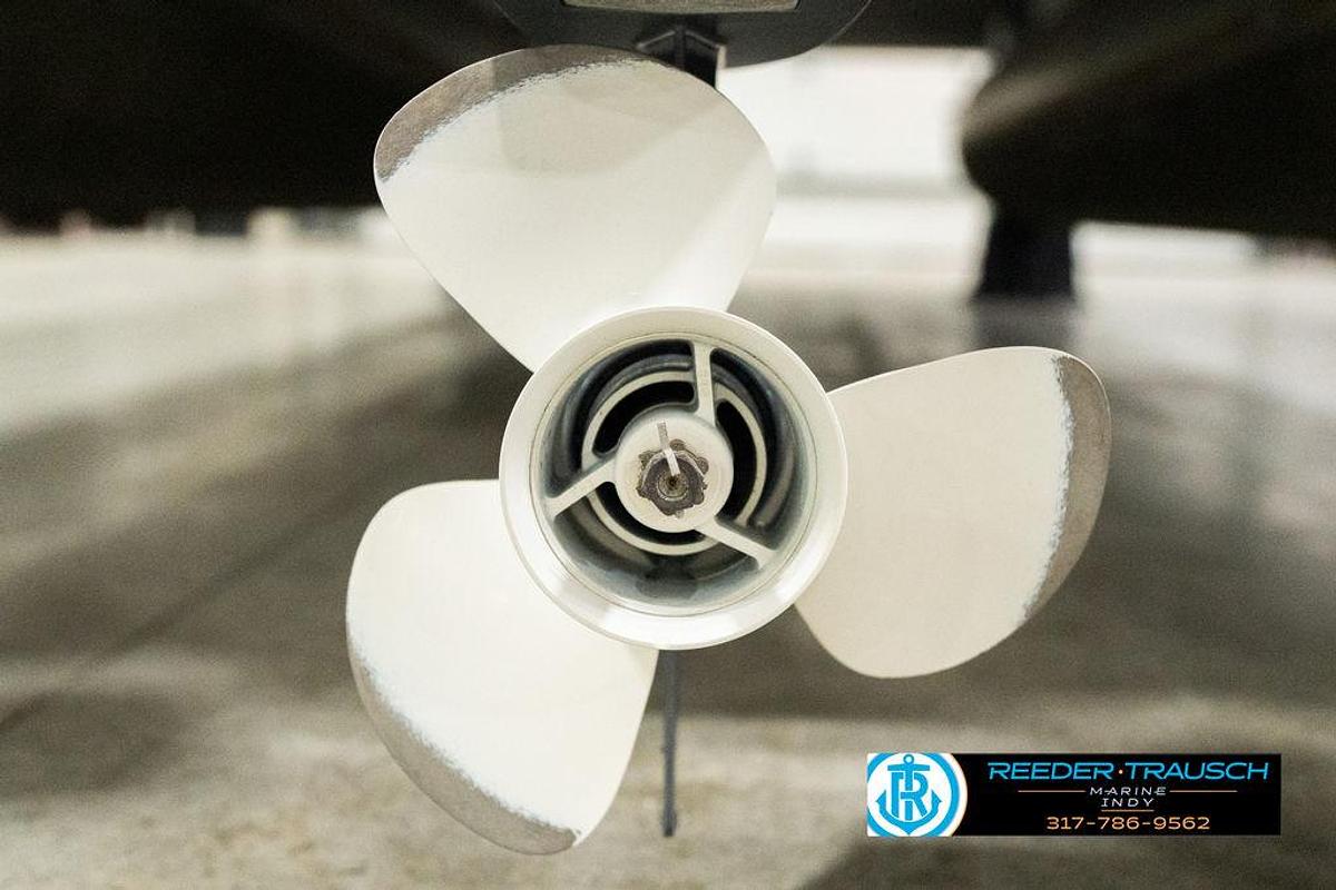 Used 2001 Sweetwater SW 20 RE