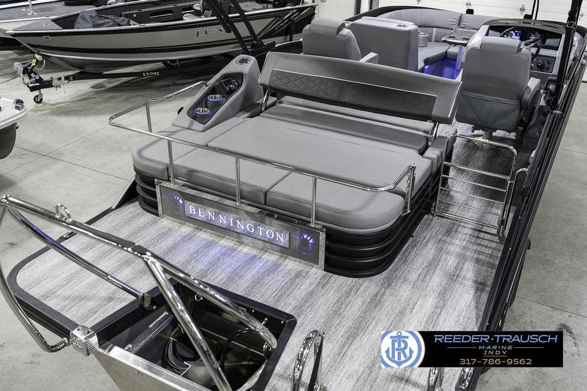 2025 Bennington 23 LTSB