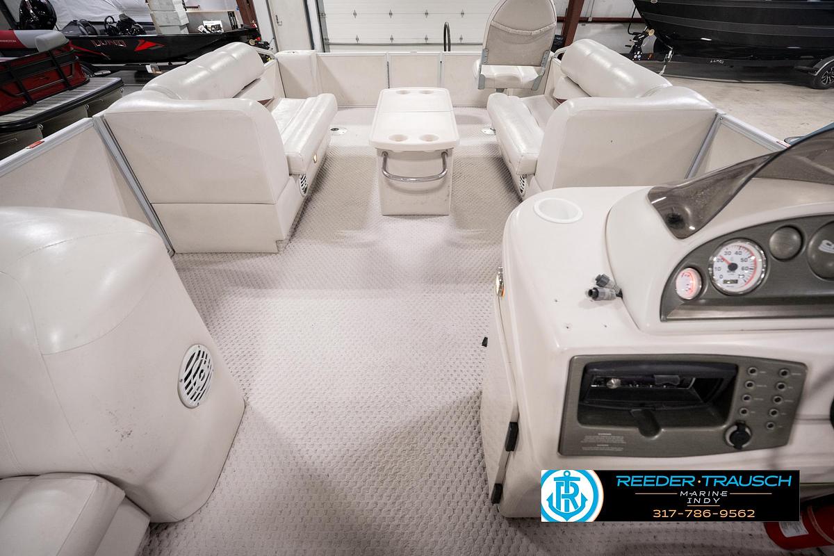 Used 2005 Crest 22 Crest III XRS