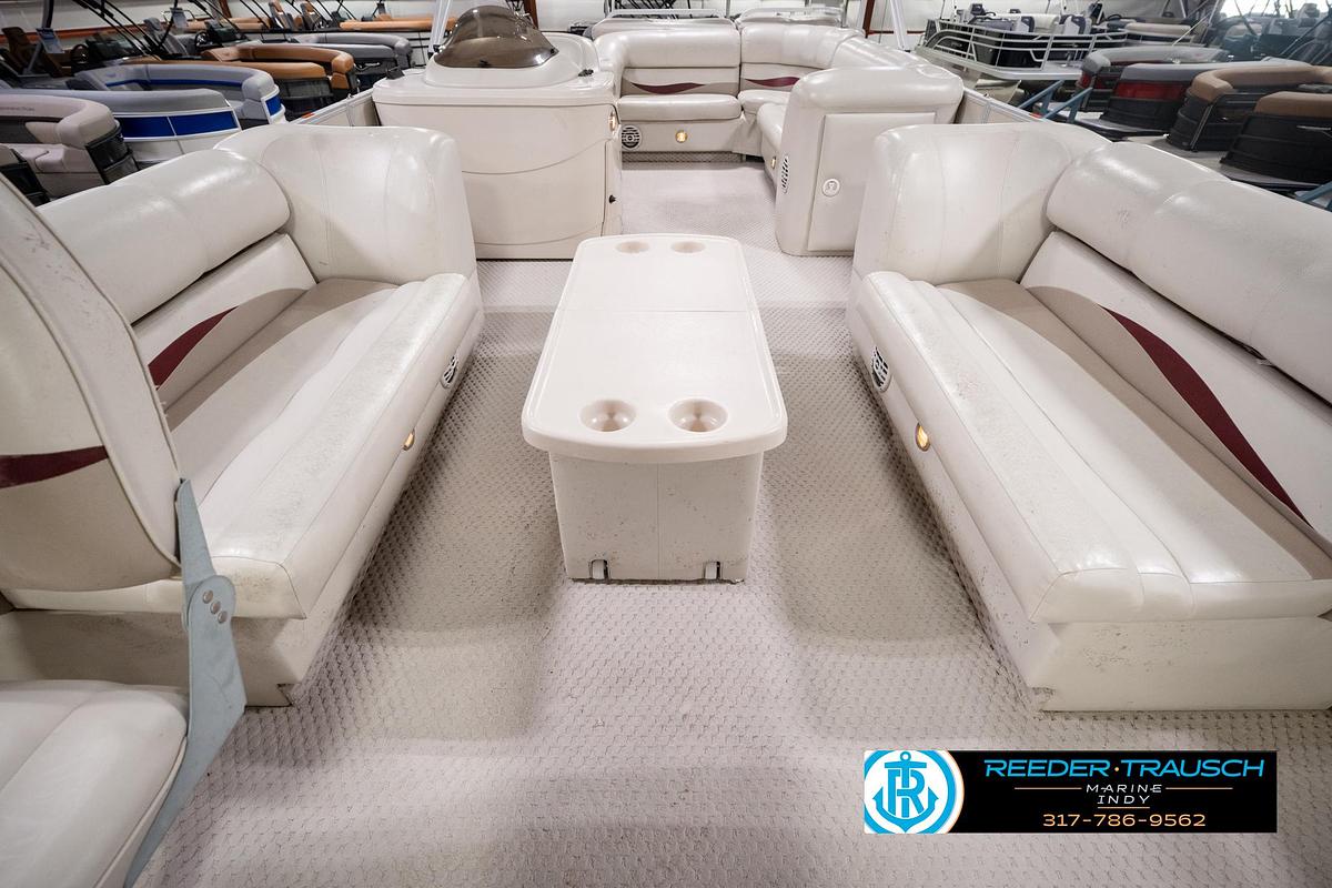 Used 2005 Crest 22 Crest III XRS
