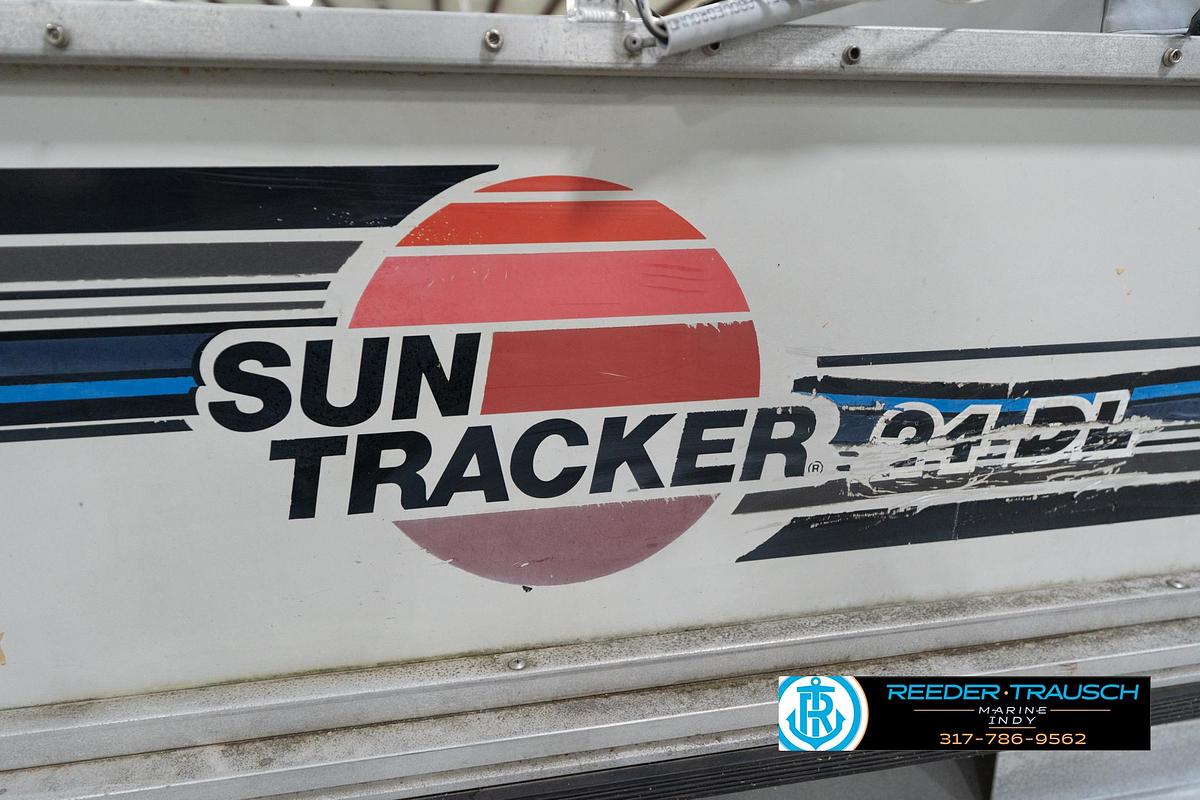 Used 1992 Sun Tracker Party Barge 24