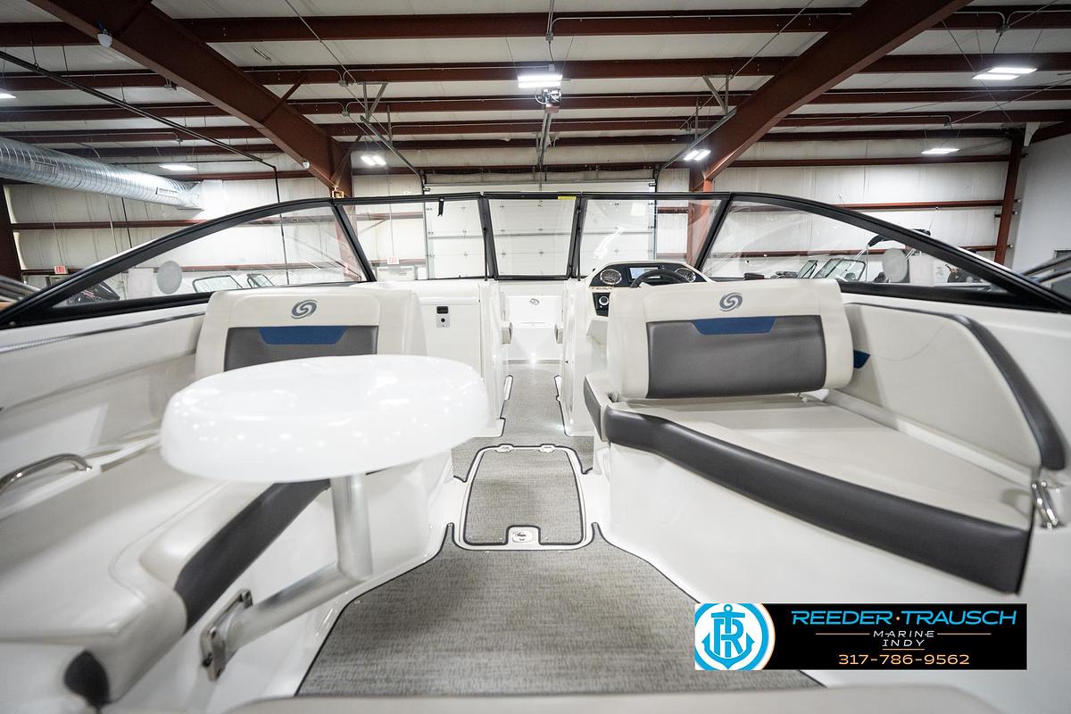 Used 2022 Hurricane 235RD