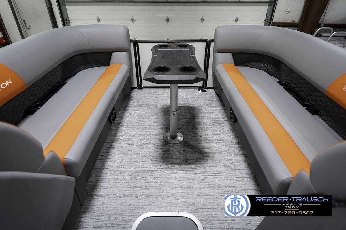 2025 Bennington 21 SSR