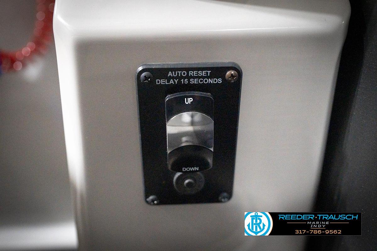 Used 2024 SunChaser 24 Geneva LRDH