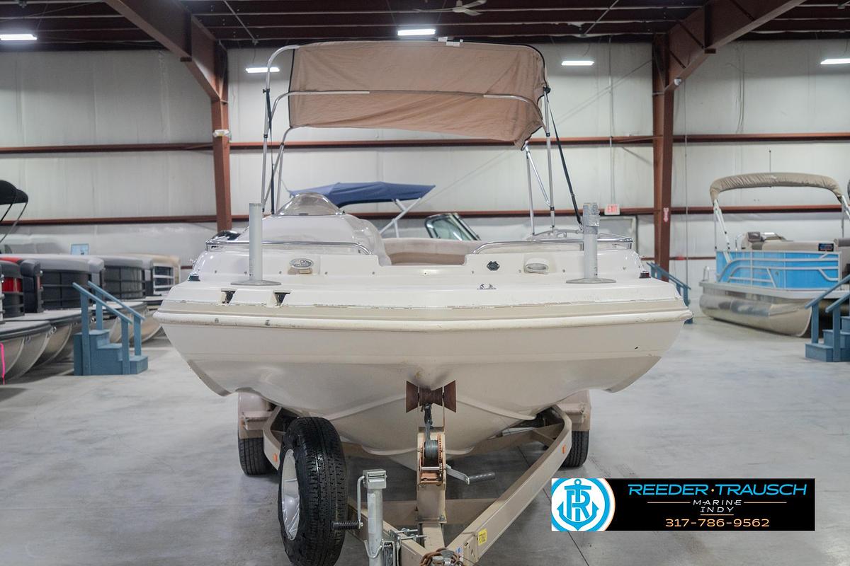 Used 2002 Hurricane SS232