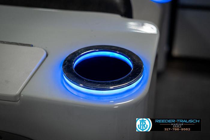 Used 2019 Crest Calypso 190