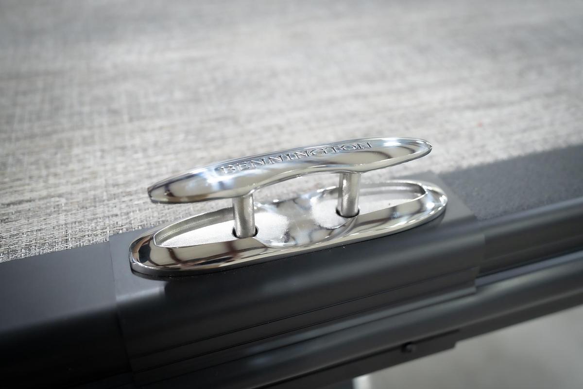 2026 Bennington 22 MSB