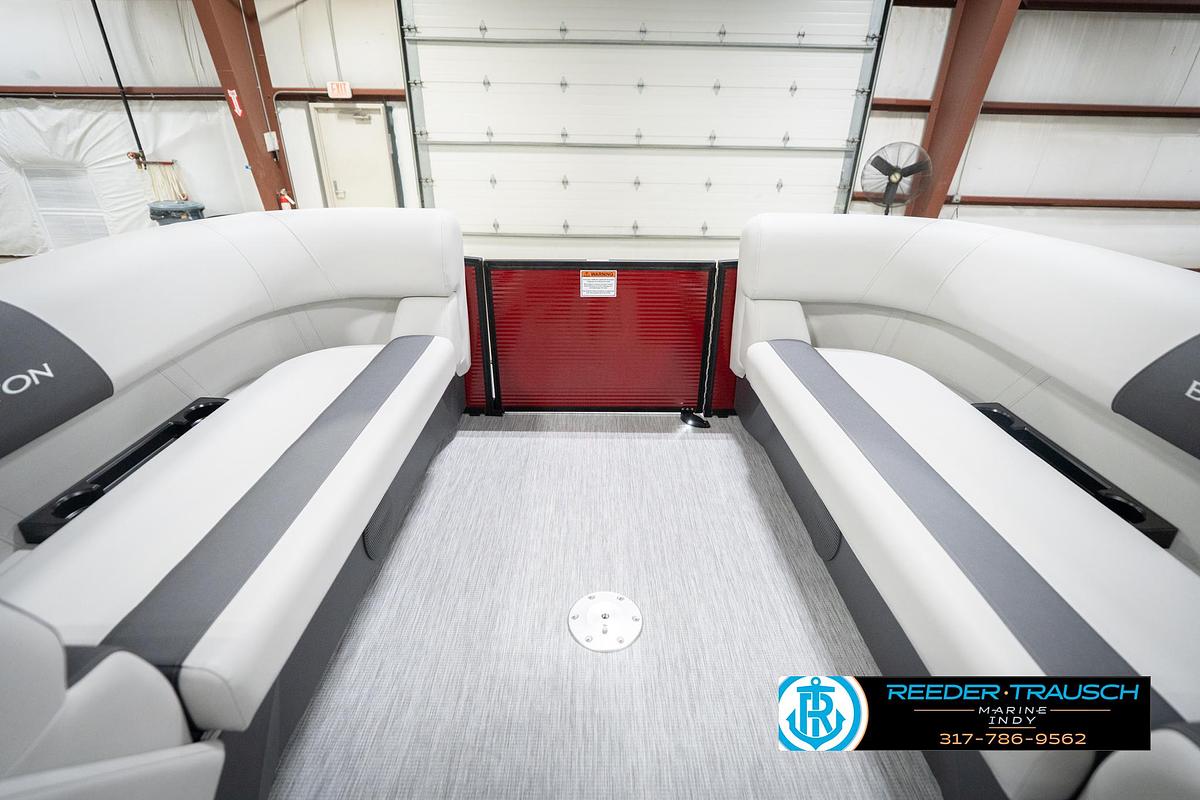 2026 Bennington 22 SSR