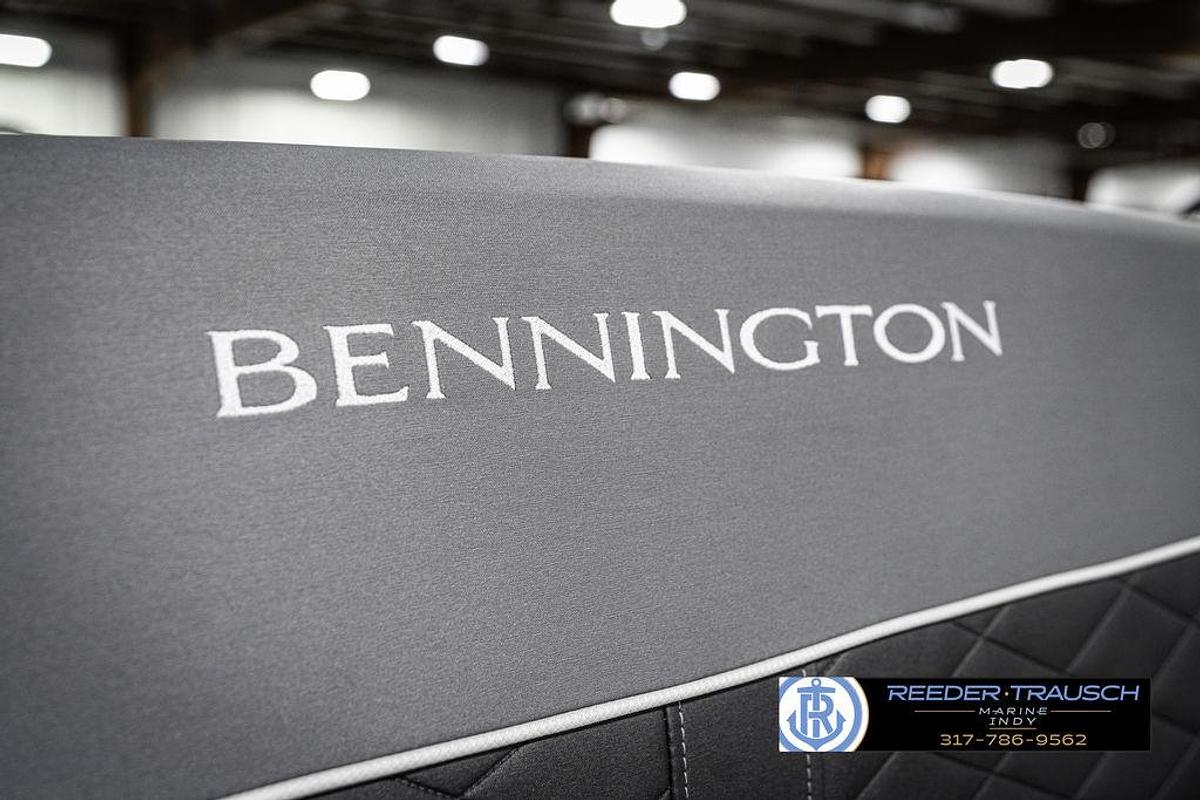 2025 Bennington 23 LTSB