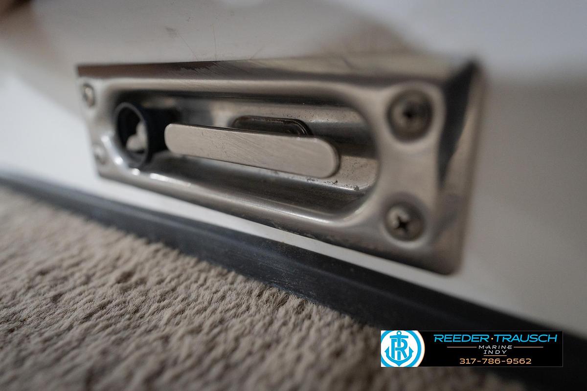 Used 2003 Tracker Nitro 911 CDC