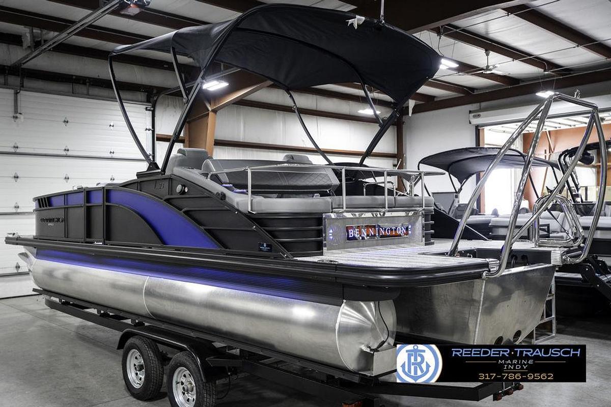 2025 Bennington 23 LTSB