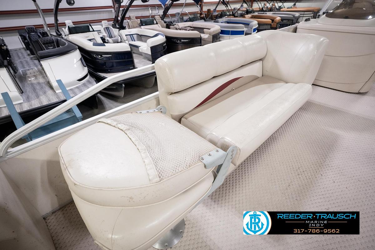 Used 2005 Crest 22 Crest III XRS