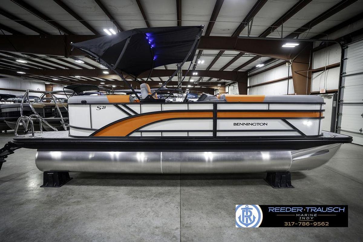 2025 Bennington 21 SSR