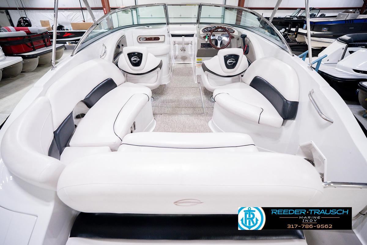 Used 2012 Crownline E4