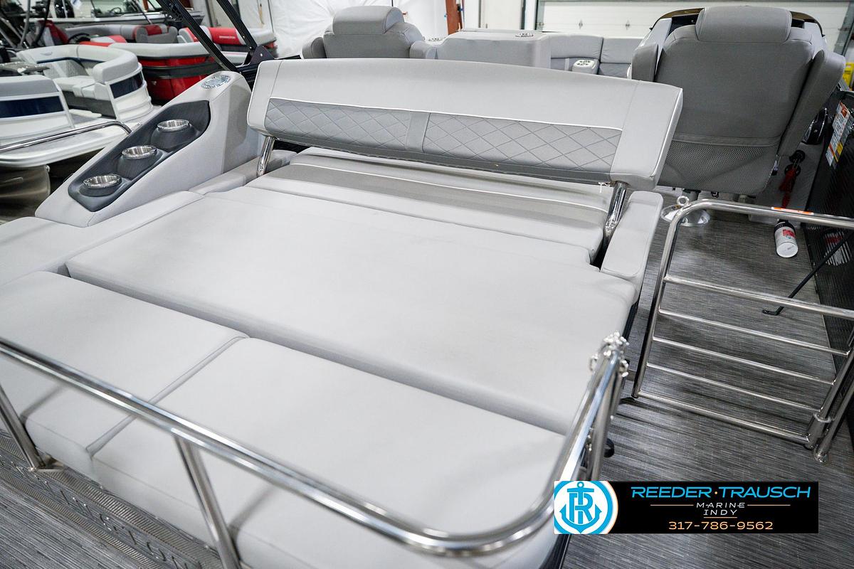 Used 2022 Bennington 23 LTSB
